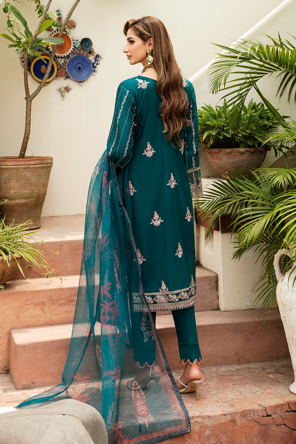 Ramsha | Luxury Lawn 24 | Y-808 by Designer Ramsha - House of Maryam - Pakistani Designer Ethnic Wear in {{ shop.shopifyCountryName }}