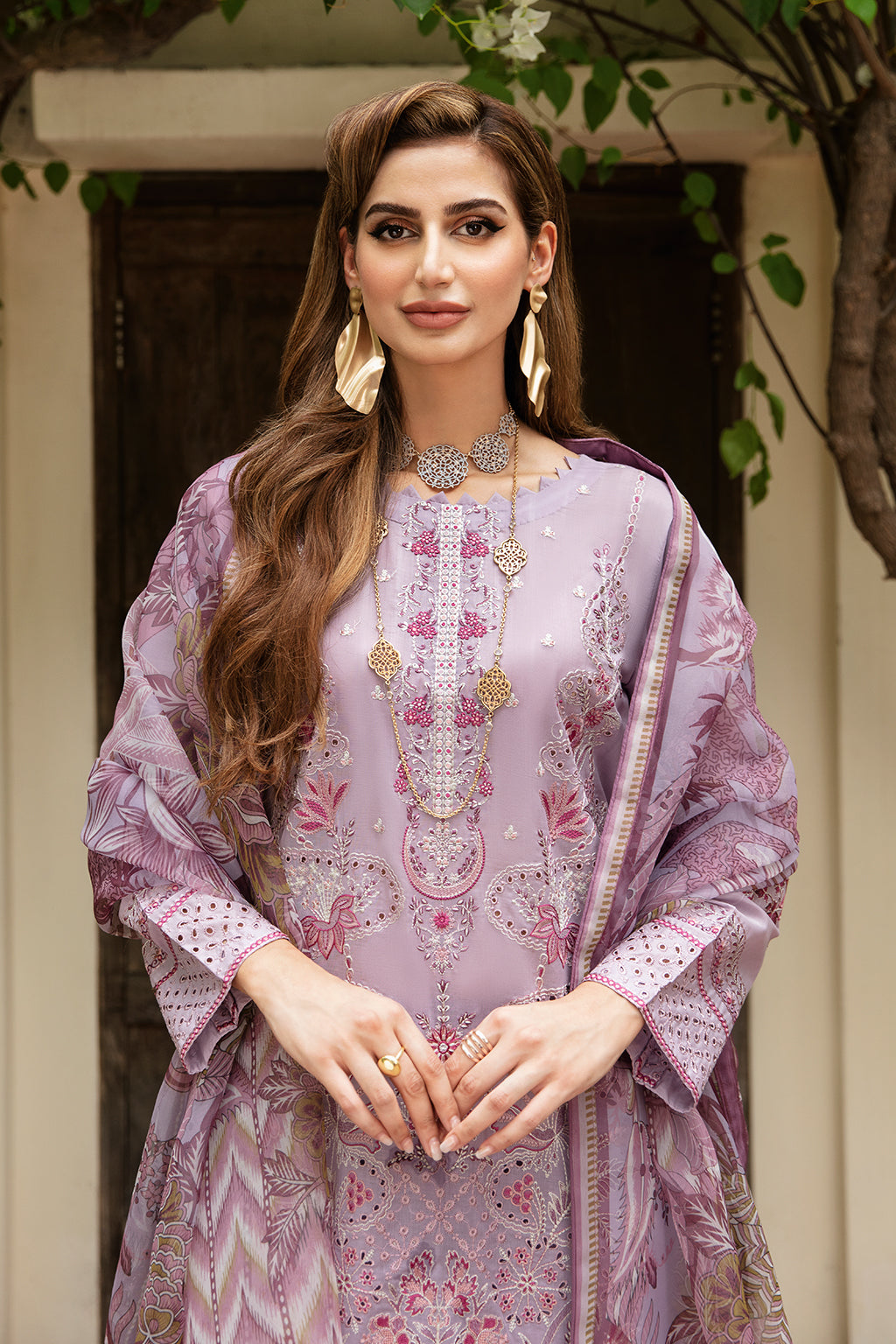 Ramsha | Luxury Lawn 24 | Y-804