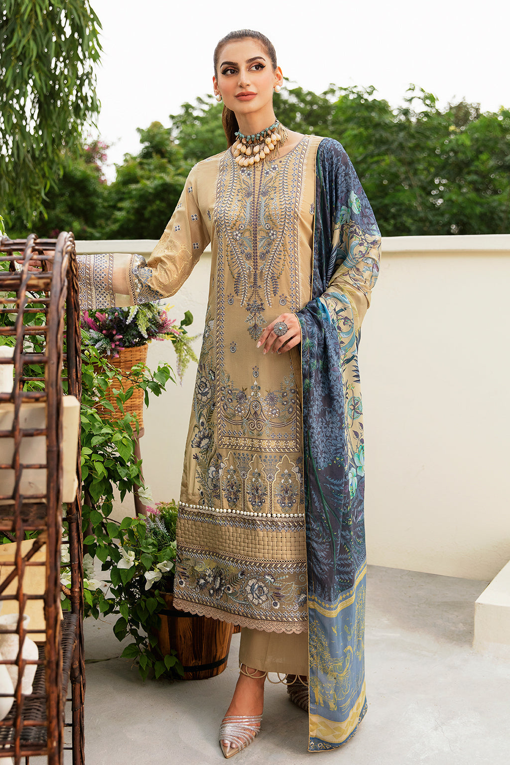 Ramsha | Luxury Lawn 24 | Y-802 by Designer Ramsha - House of Maryam - Pakistani Designer Ethnic Wear in {{ shop.shopifyCountryName }}