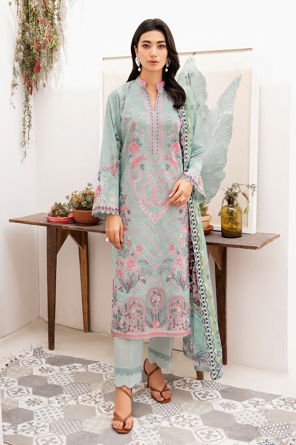 Ramsha | Mashaal Luxury Lawn | L-1110 by Designer Ramsha - House of Maryam - Pakistani Designer Ethnic Wear in {{ shop.shopifyCountryName }}