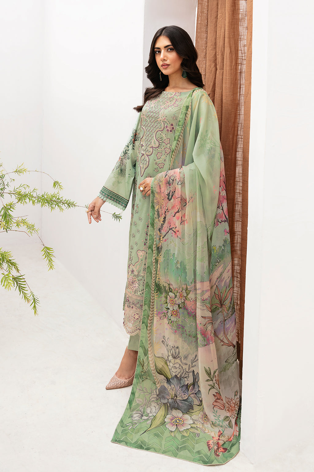 Ramsha | Mashaal Luxury Lawn | L-1101 by Designer Ramsha - House of Maryam - Pakistani Designer Ethnic Wear in {{ shop.shopifyCountryName }}