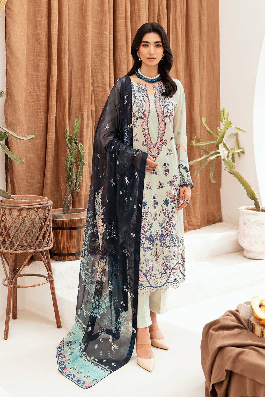 Ramsha | Mashaal Luxury Lawn | L-1107 by Designer Ramsha - House of Maryam - Pakistani Designer Ethnic Wear in {{ shop.shopifyCountryName }}