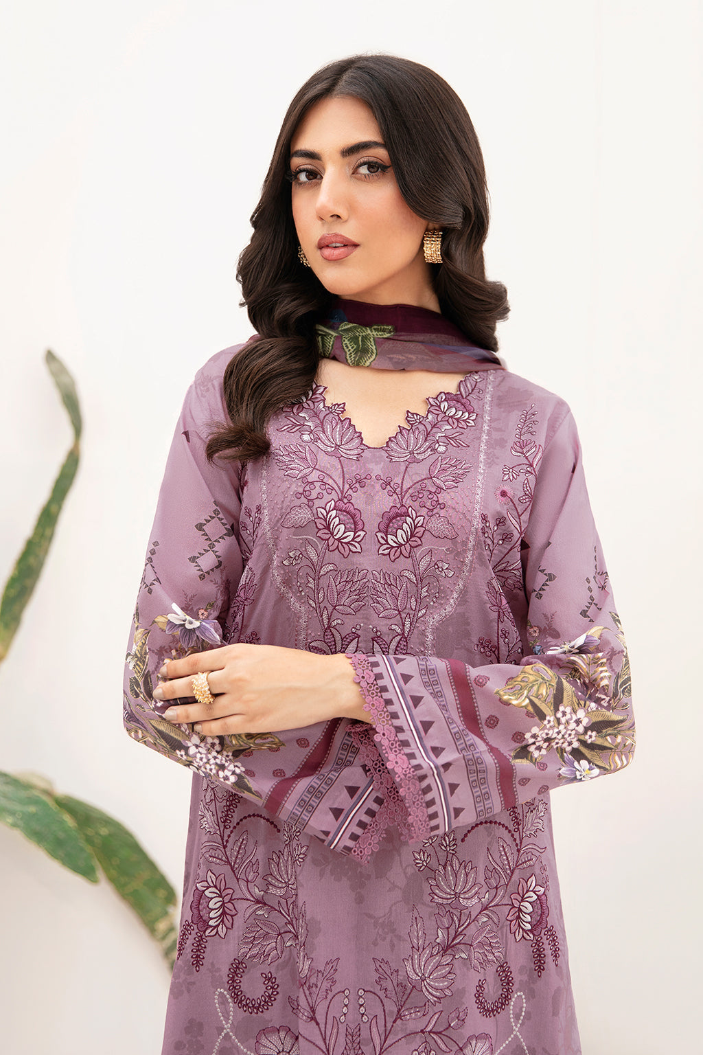 Ramsha | Mashaal Luxury Lawn | L-1103 by Designer Ramsha - House of Maryam - Pakistani Designer Ethnic Wear in {{ shop.shopifyCountryName }}