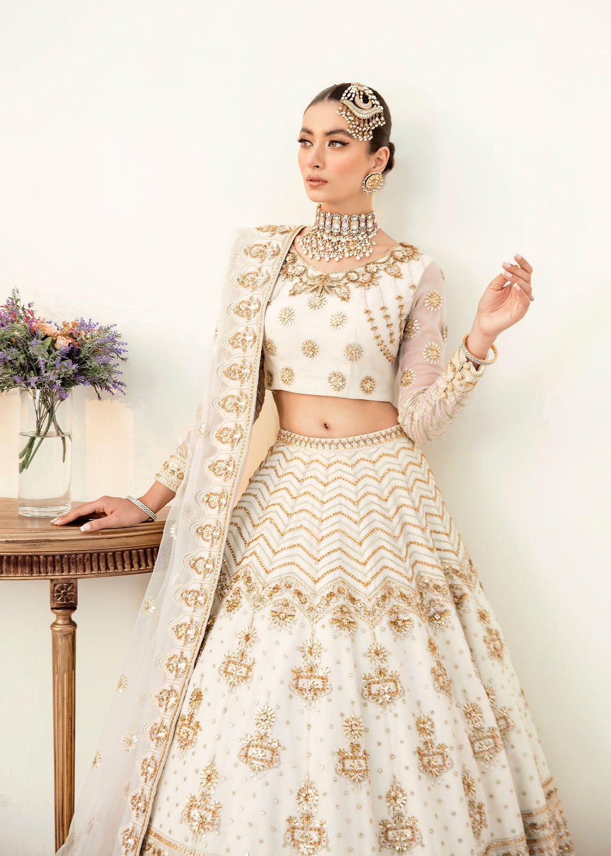 Akbar Aslam Cobalt net bridal lehenga choli, photo 4