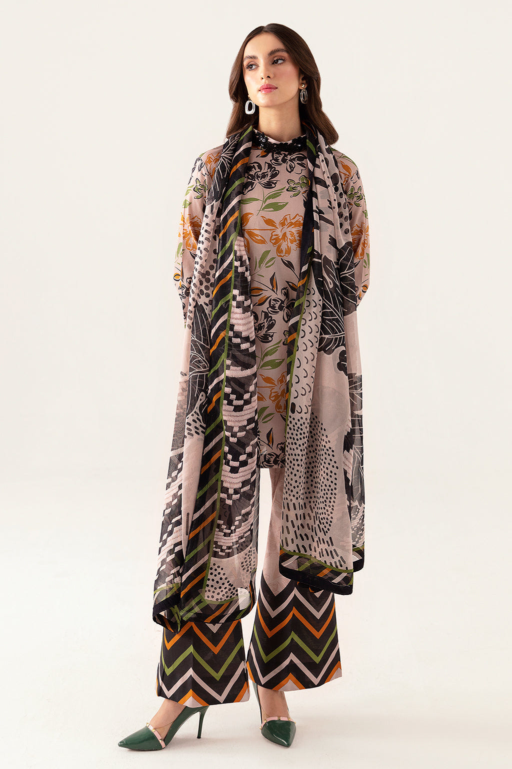 Ramsha | Pinted Lawn | RP-106 -  Ramsha Casuals - Original Designer Dress - House of Maryam