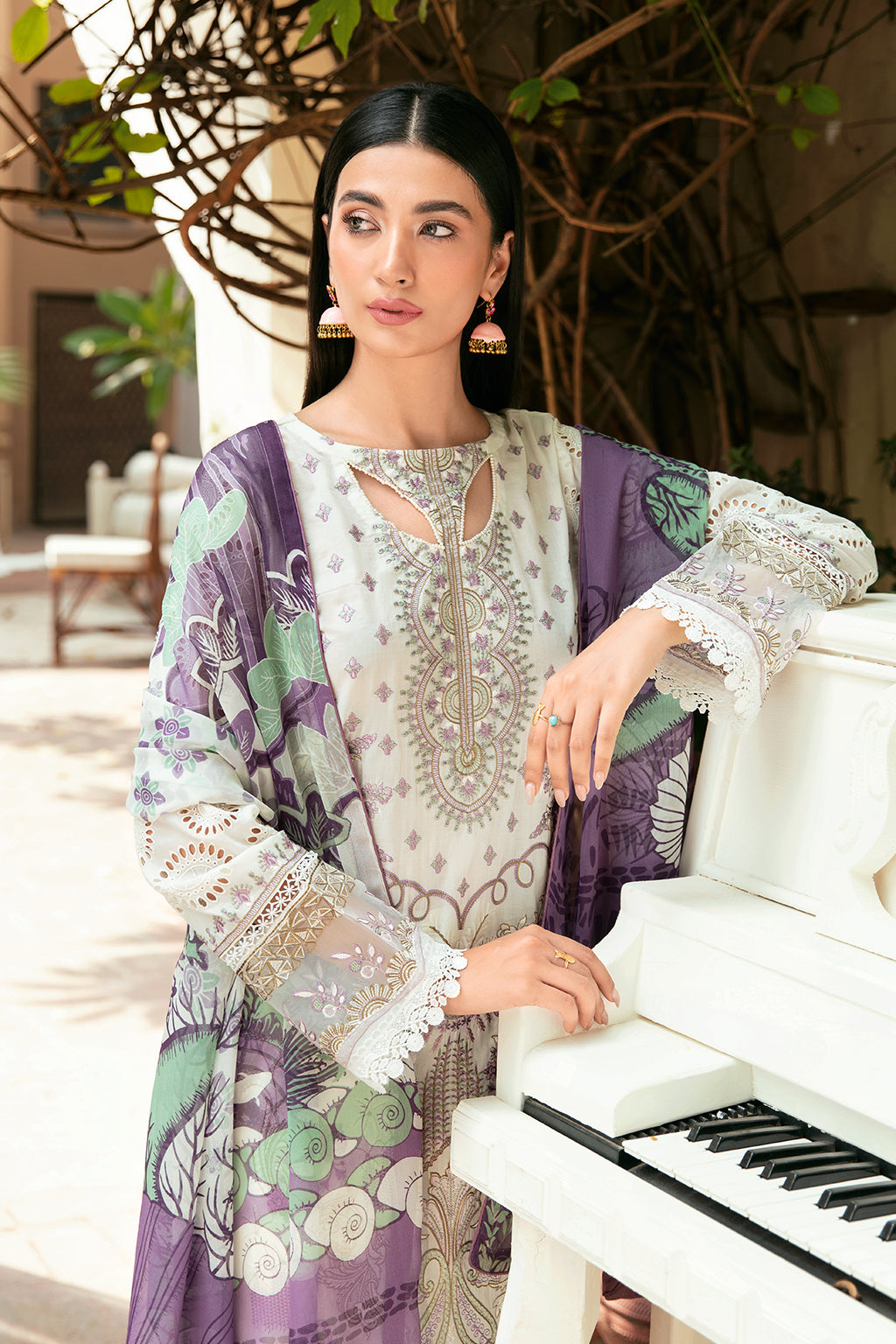 Ramsha | Mashaal Luxury Lawn | L-809 by Designer Ramsha - House of Maryam - Pakistani Designer Ethnic Wear in {{ shop.shopifyCountryName }}