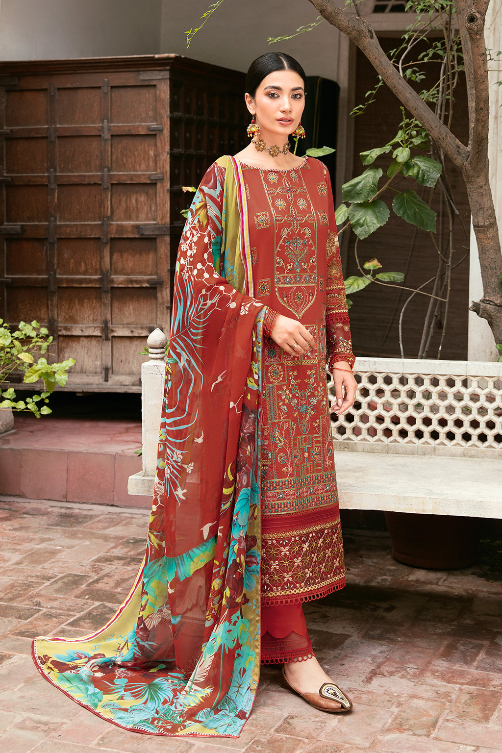 Ramsha | Luxury Lawn 24 | L-810 by Designer Ramsha - House of Maryam - Pakistani Designer Ethnic Wear in {{ shop.shopifyCountryName }}