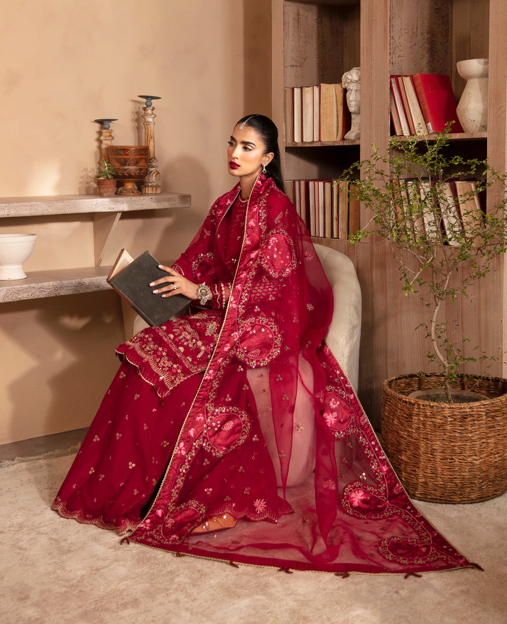 Xenia Formals | Raahi Luxury Formals | AURORE