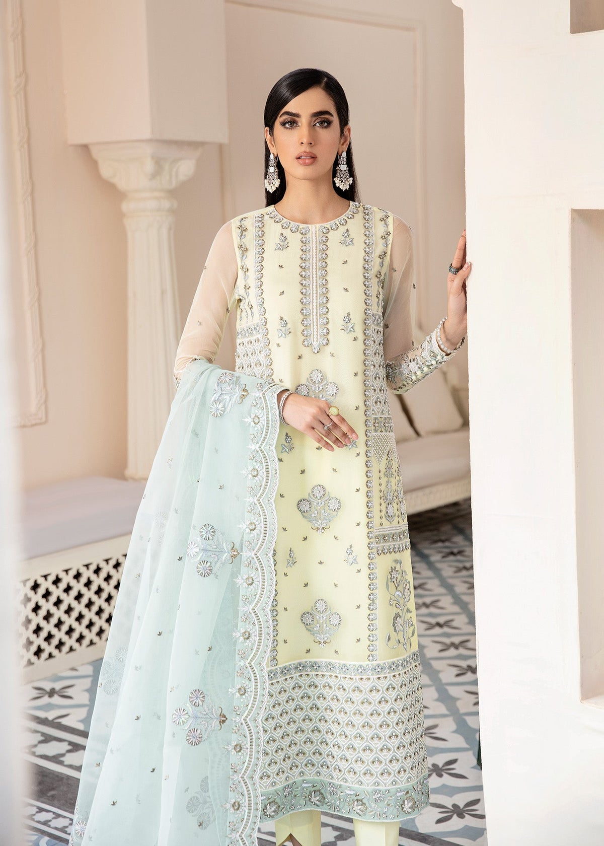 Akbar Aslam | Formals | Acira-2
