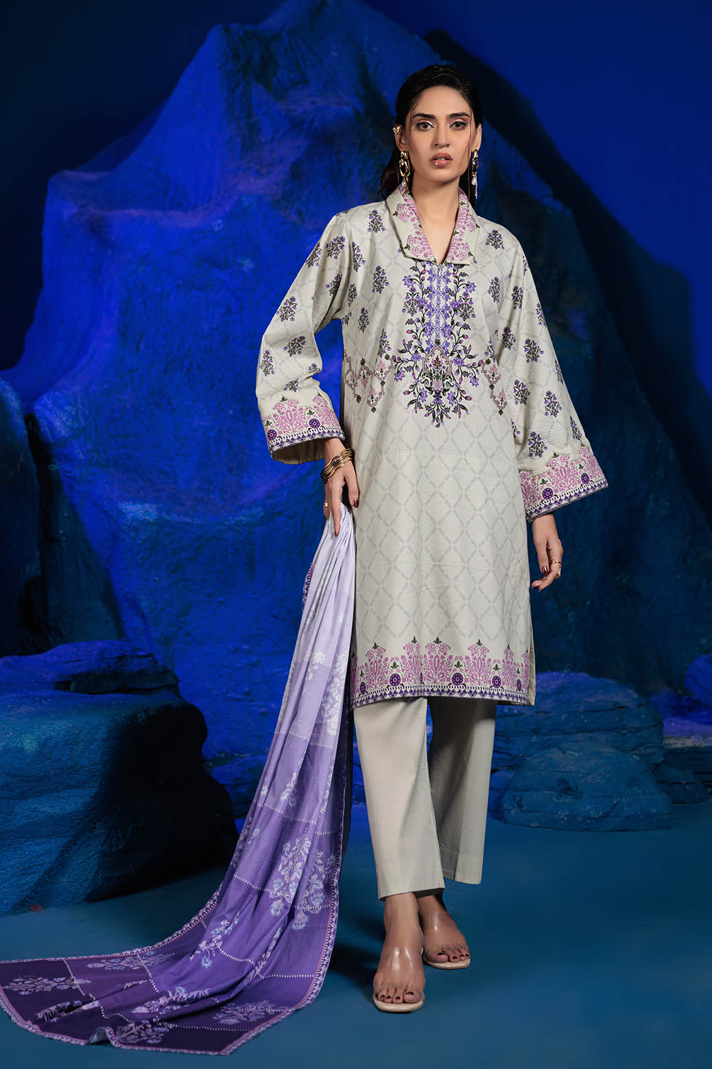 Bonanza Satrangi | Florisa 3 Pc (1W24P3P358) -  Bonanza Satrangi Unstitched - Original Designer Dress - House of Maryam