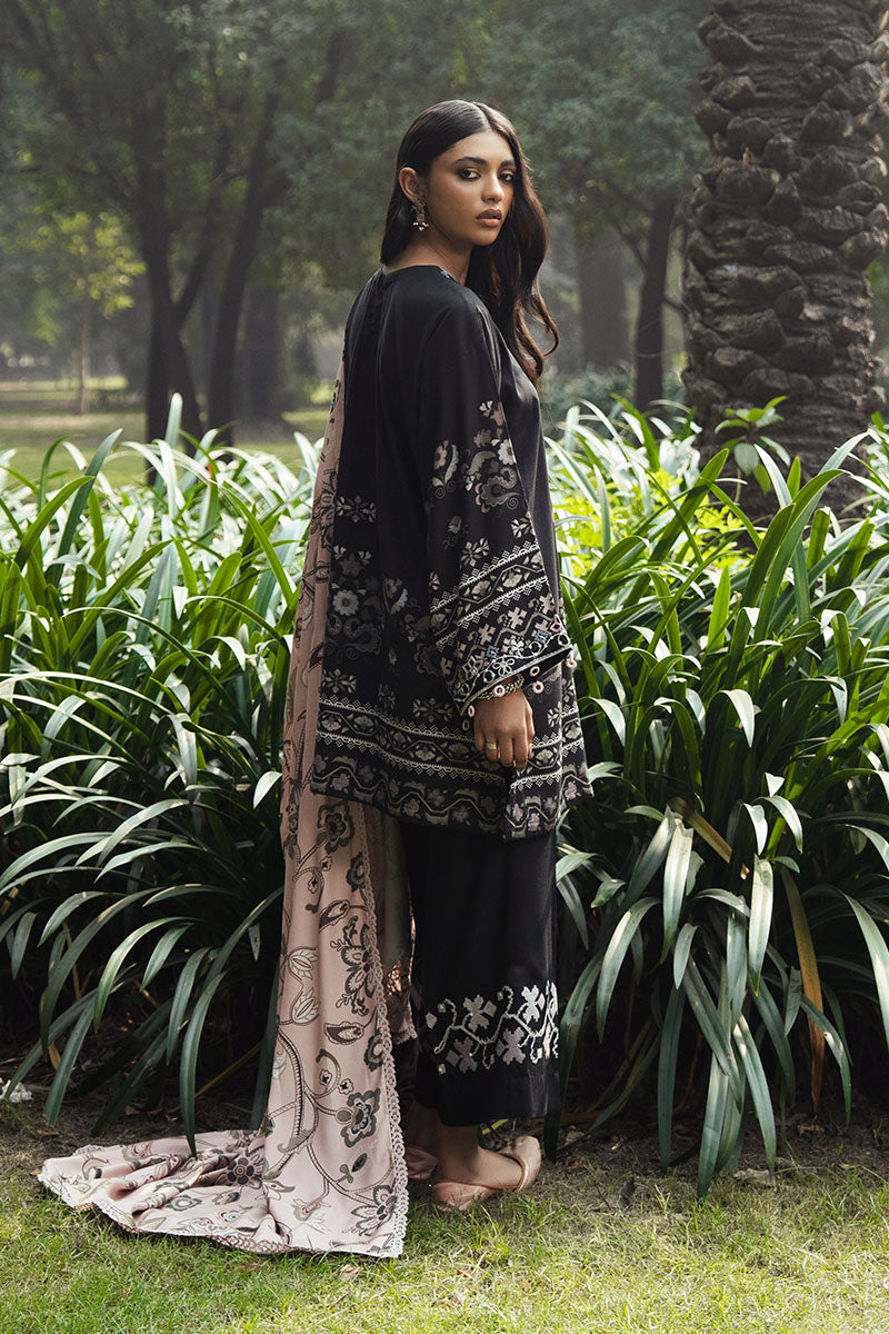 Cross Stitch | Khaddar Linen 25 | BLACK NOIR