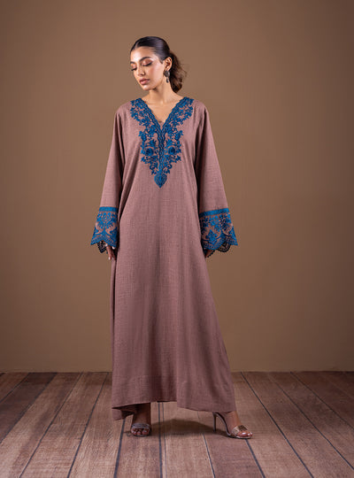 Zainab Chottani | The Kaftan Edit | Captivating Coffee, image 2