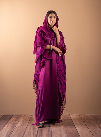Zainab Chottani | The Kaftan Edit | Plum Flame, image 4