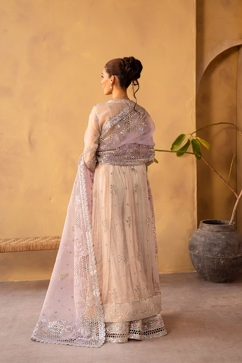 Emaan Adeel I Regalia Luxury Formals I LUNARA -  Emaan Adeel Ladies Clothes - Original Designer Dress - House of Maryam