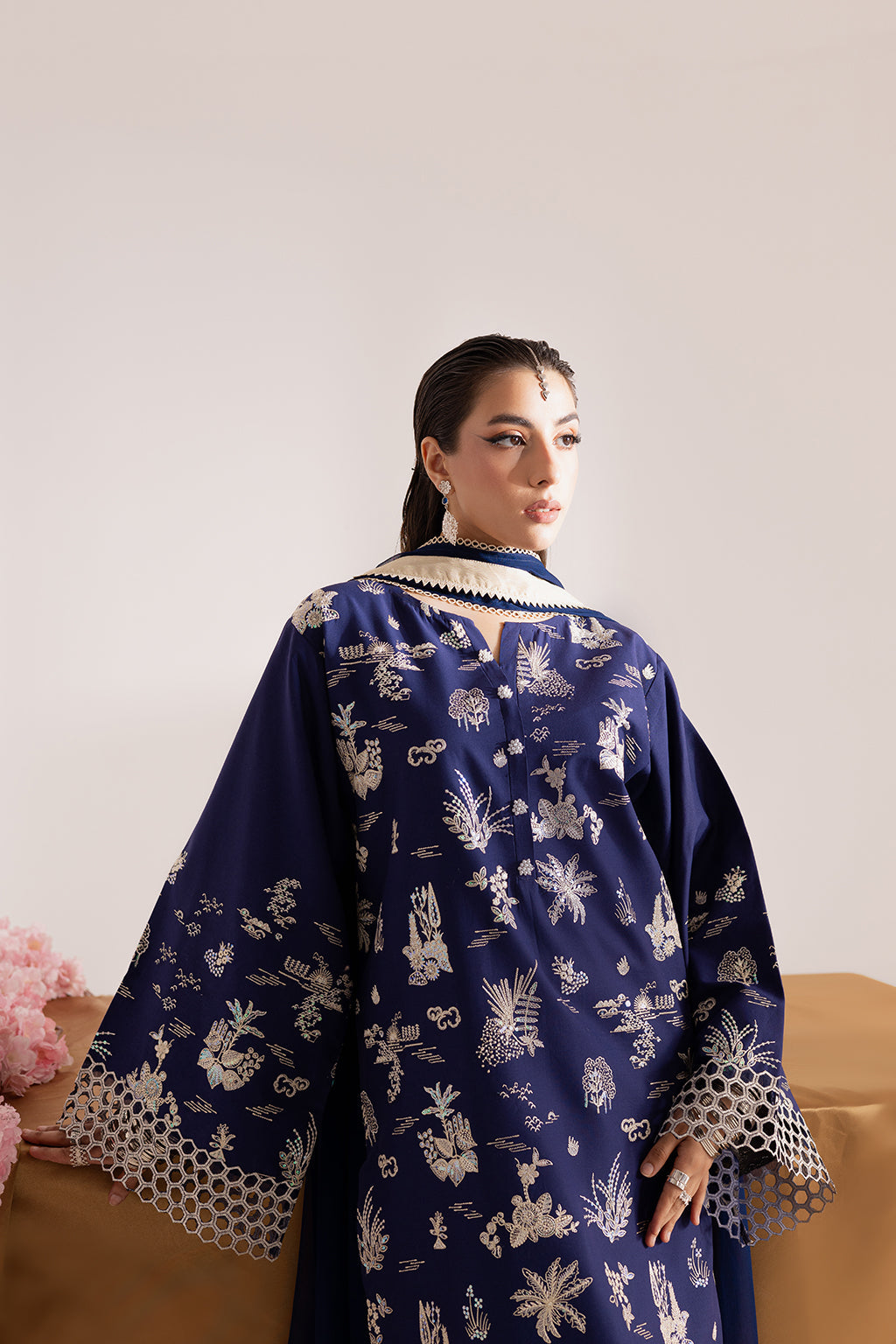 Vanya | Celine Formals | CN-13, image 4