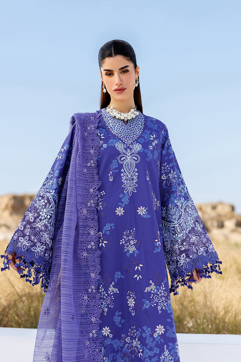 Emaan adeel | Sunlit Groove Luxury Lawn 26 | PETAL PULSE-4