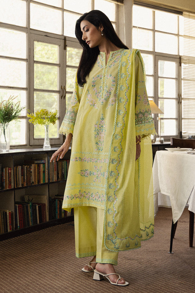 Zara Shahjahan | Pret 26 | Sunehri