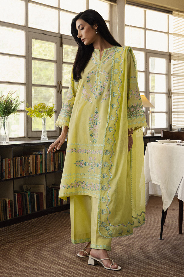 Zara Shahjahan | Pret 26 | Sunehri