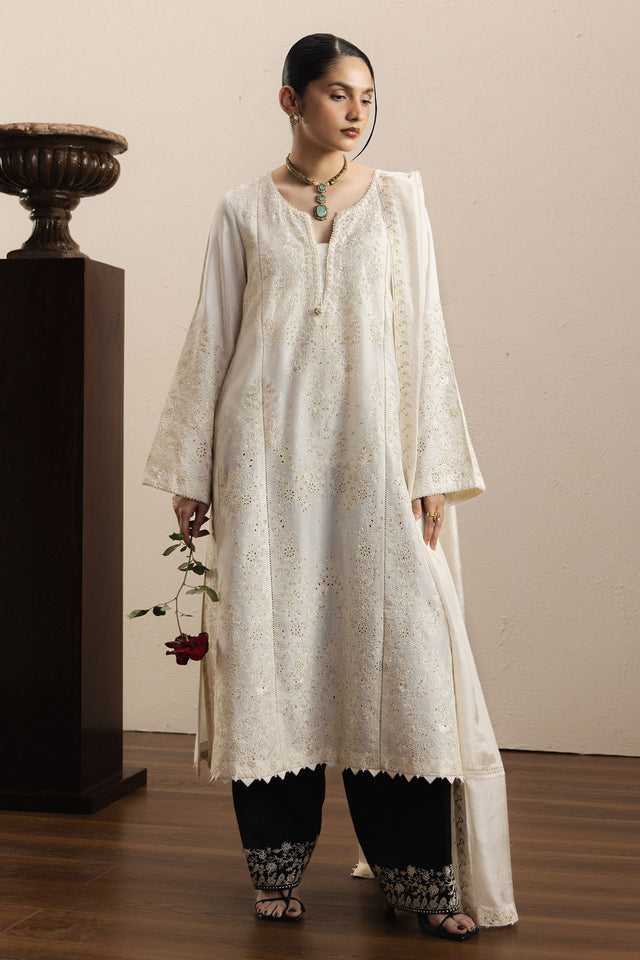 Zara Shahjahan | Festive 26 | Aabroo-1