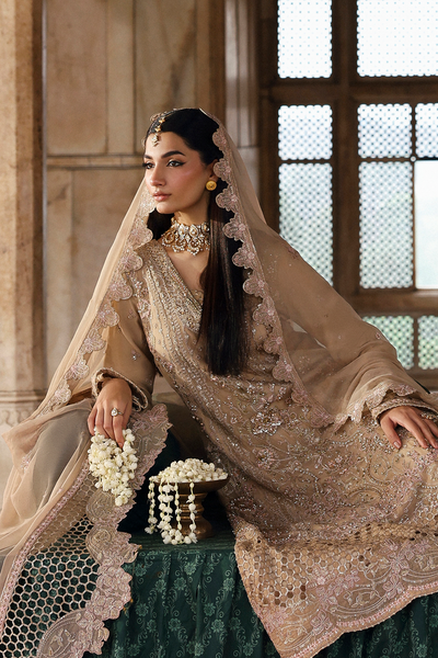 Emaan Adeel | Romansiyyah Luxury Formals | SHAHNOOR
