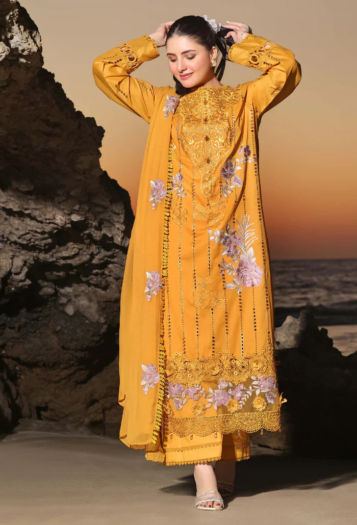Humdum | Afsoon Lawn 24 | D06 -  HumDum Luxury - Original Designer Dress - House of Maryam