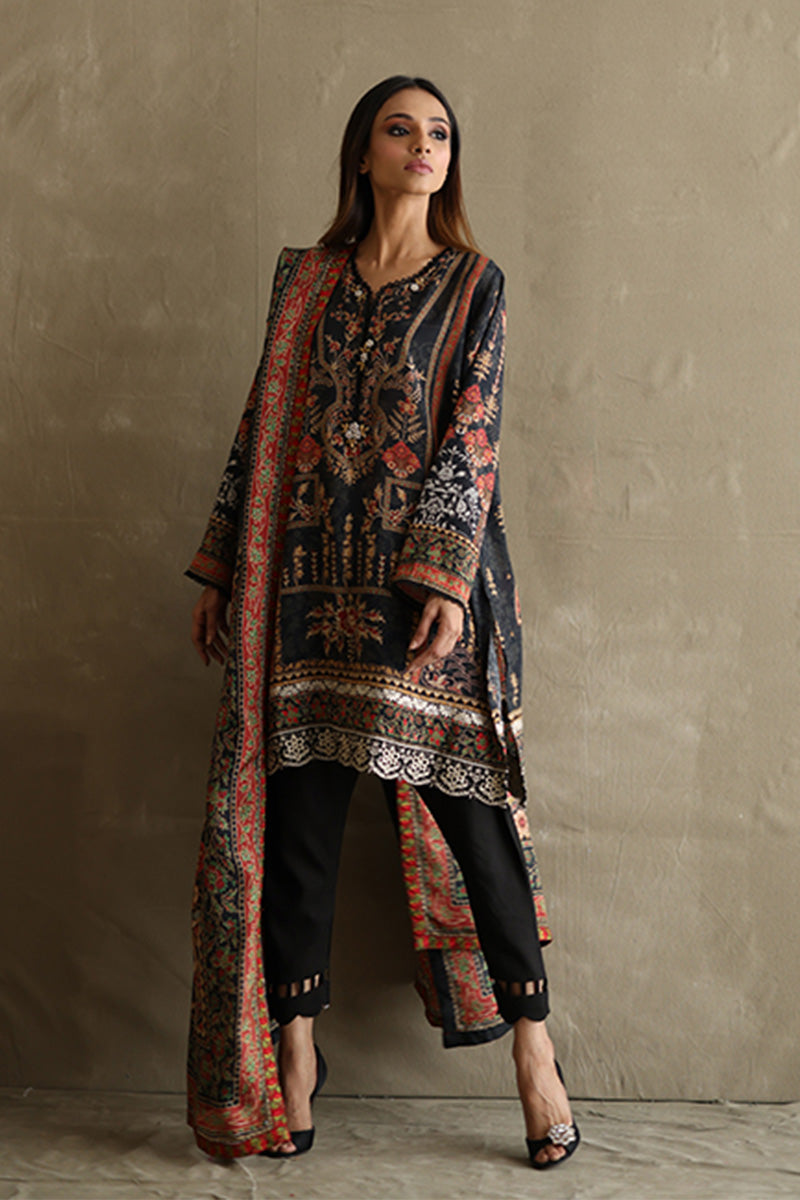 Mina Hasan | Signature Pret | Baroque In Black-3