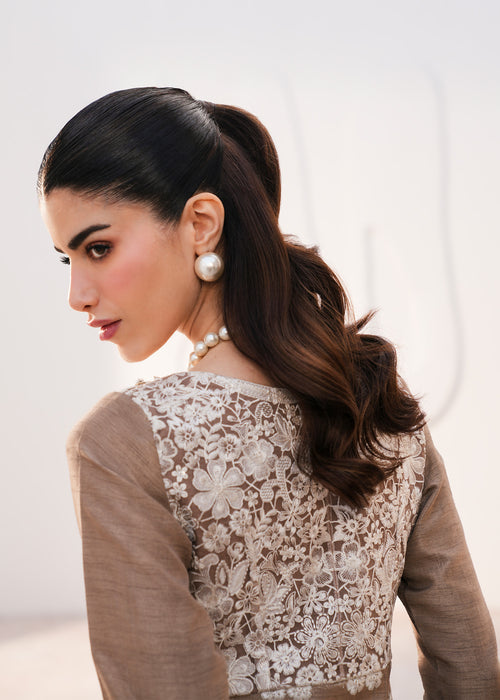 Saira Shakira | Saira Shakira Eid Pret | Latte Luster, image 4