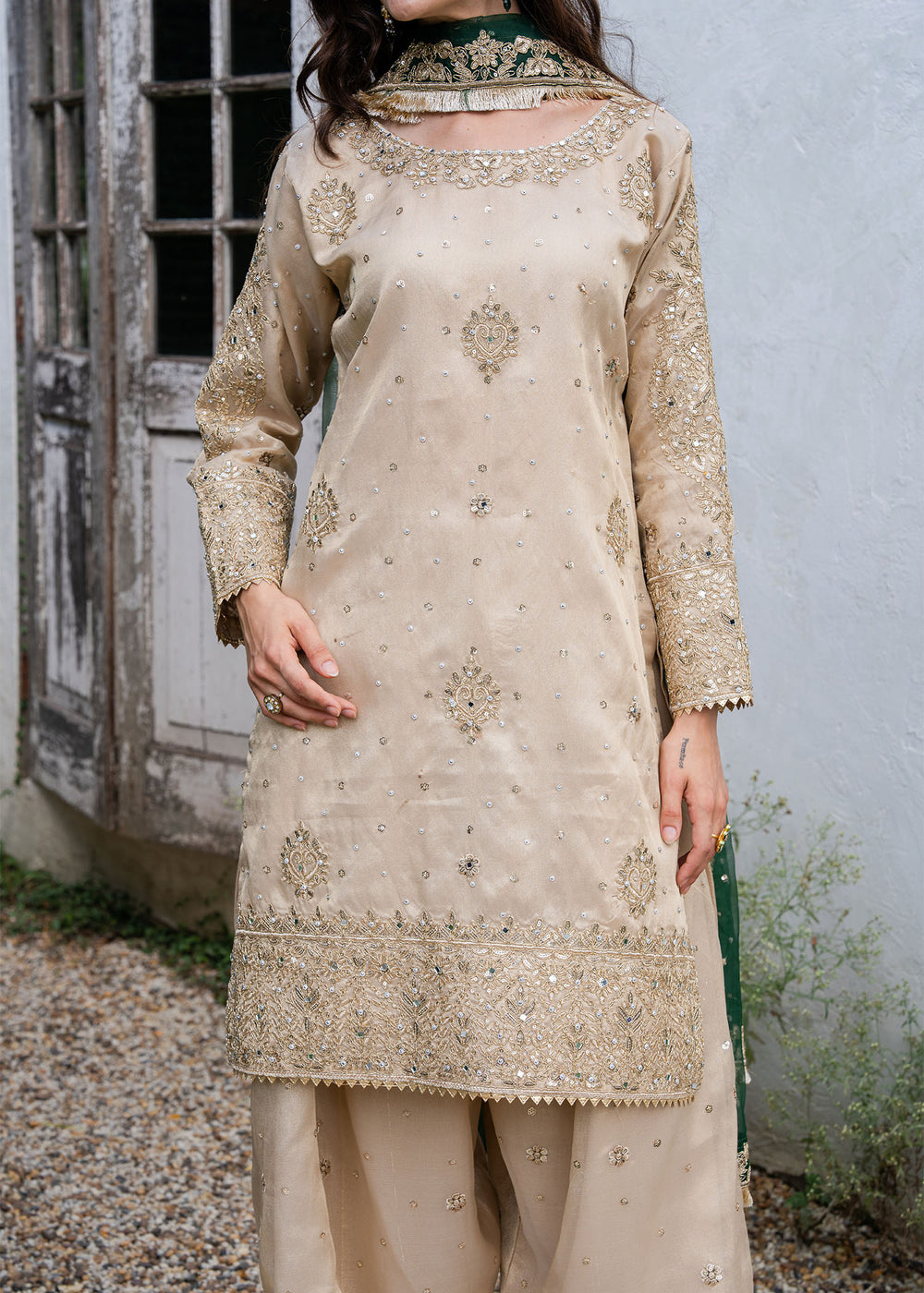 Haseens | Ayra Formals | Alizeh, image 4