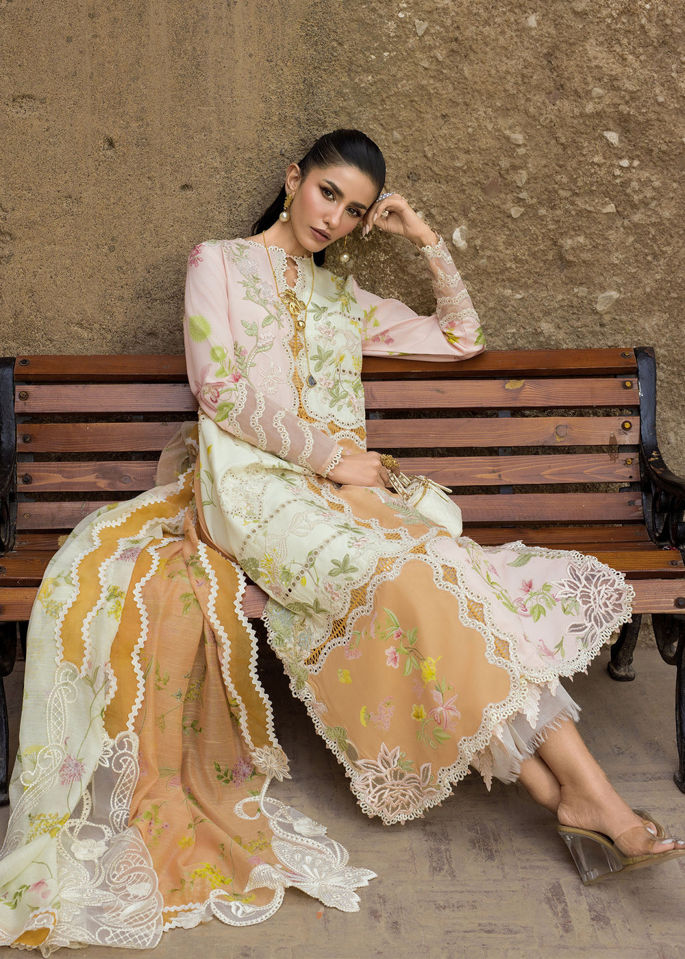 Saira Shakira | Bloom Lawn | LANA 1B, image 6