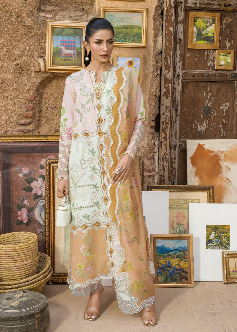 Saira Shakira | Bloom Lawn | LANA 1B