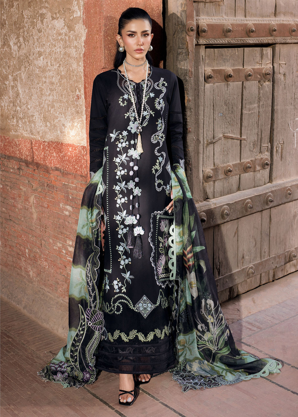 Saira Shakira | Bloom Lawn | ELISE 1A, image 2