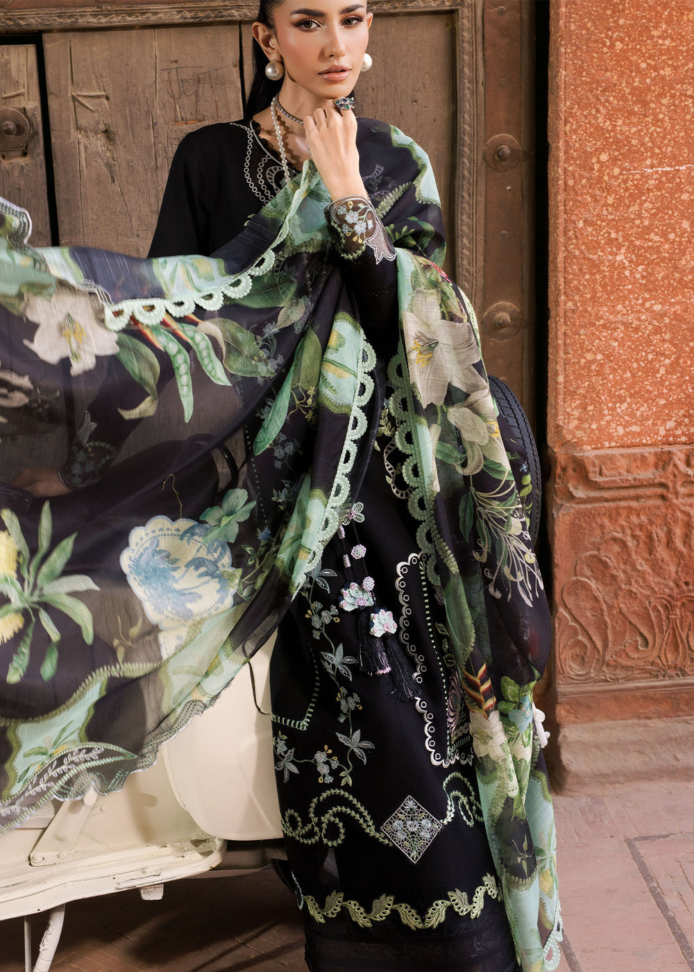Saira Shakira | Bloom Lawn | ELISE 1A-4