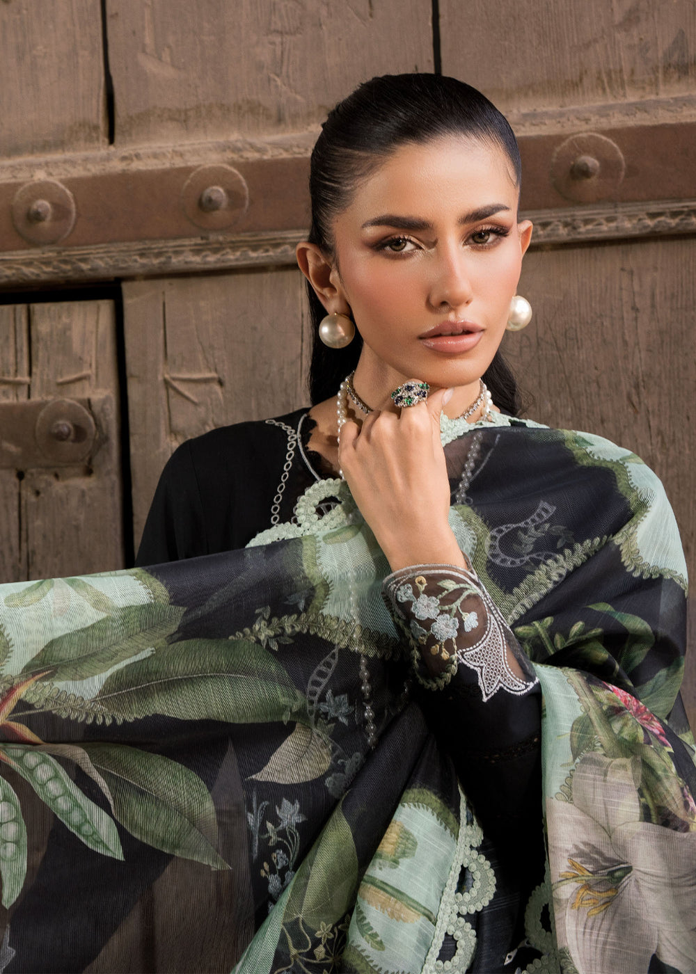 Saira Shakira | Bloom Lawn | ELISE 1A-8