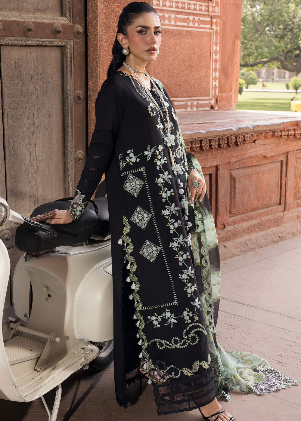 Saira Shakira | Bloom Lawn | ELISE 1A-3
