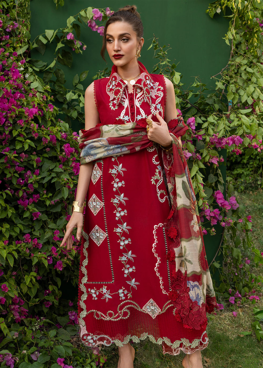 Saira Shakira | Bloom Lawn | ELISE 1B, image 4