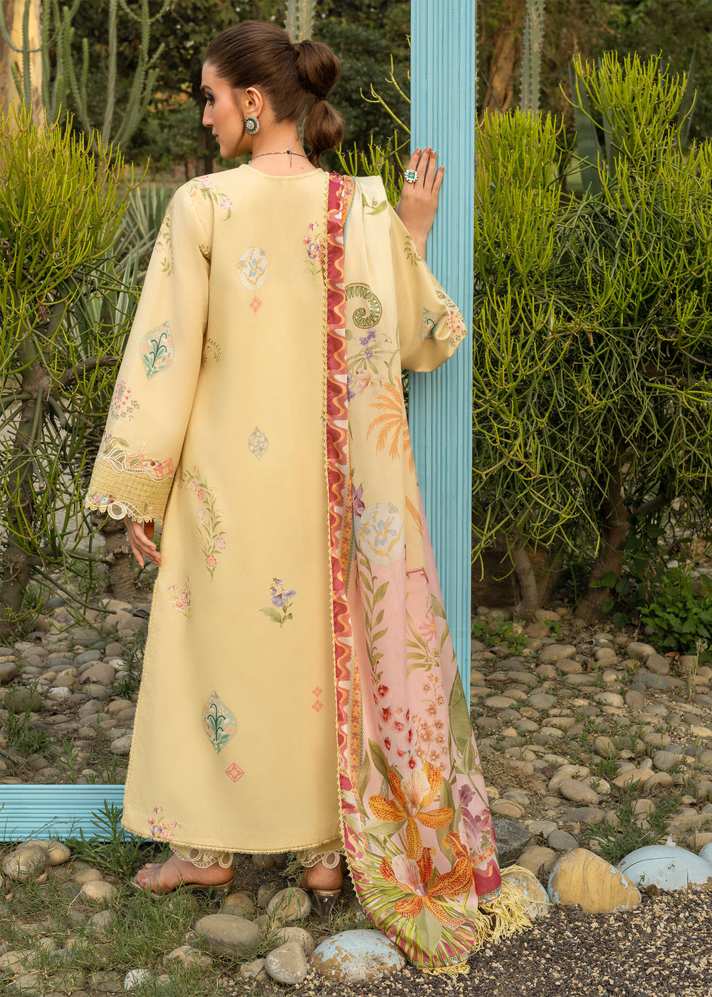 Saira Shakira | Bloom Lawn | MAELLE 1A-2