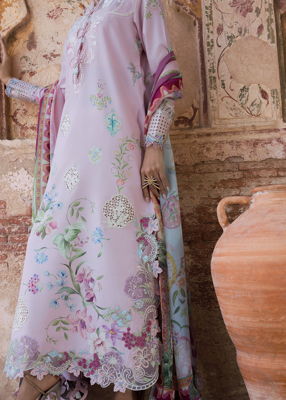 Saira Shakira | Bloom Lawn | MAELLE 1B, image 5