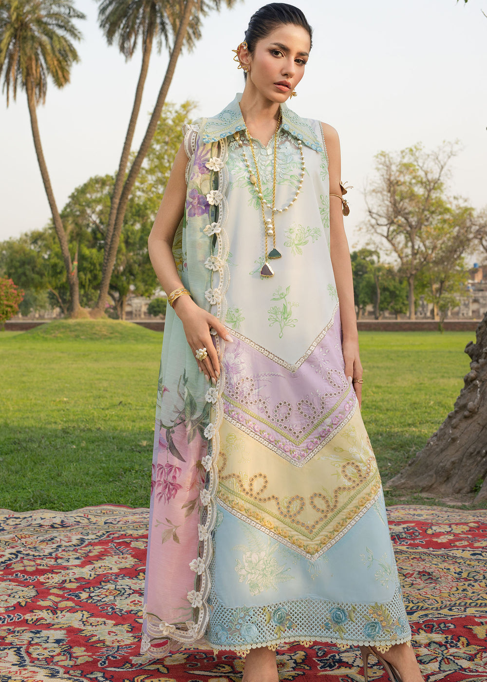 Saira Shakira | Bloom Lawn | AVA 1A, image 4