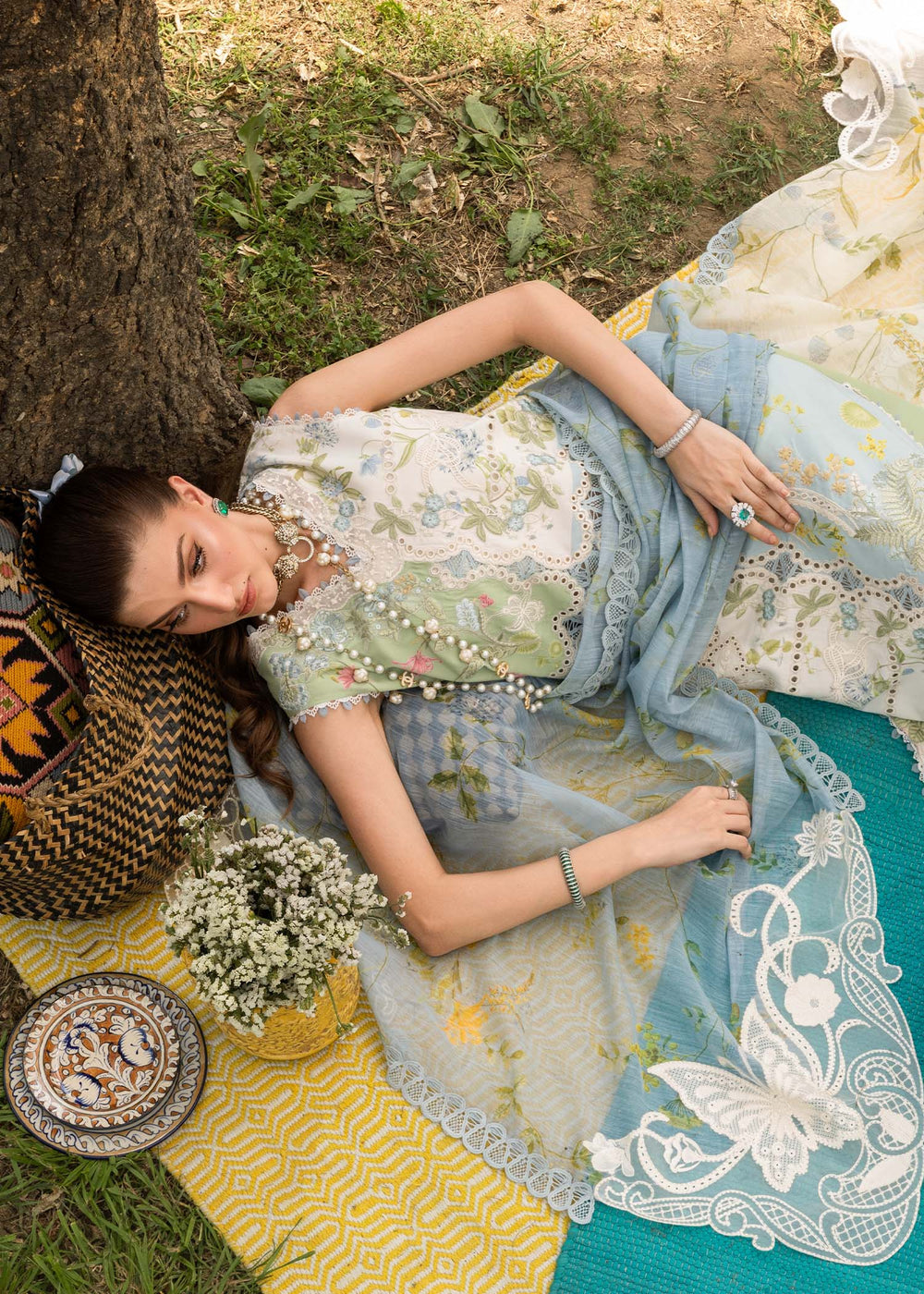 Saira Shakira | Bloom Lawn | LANA 1A, image 5