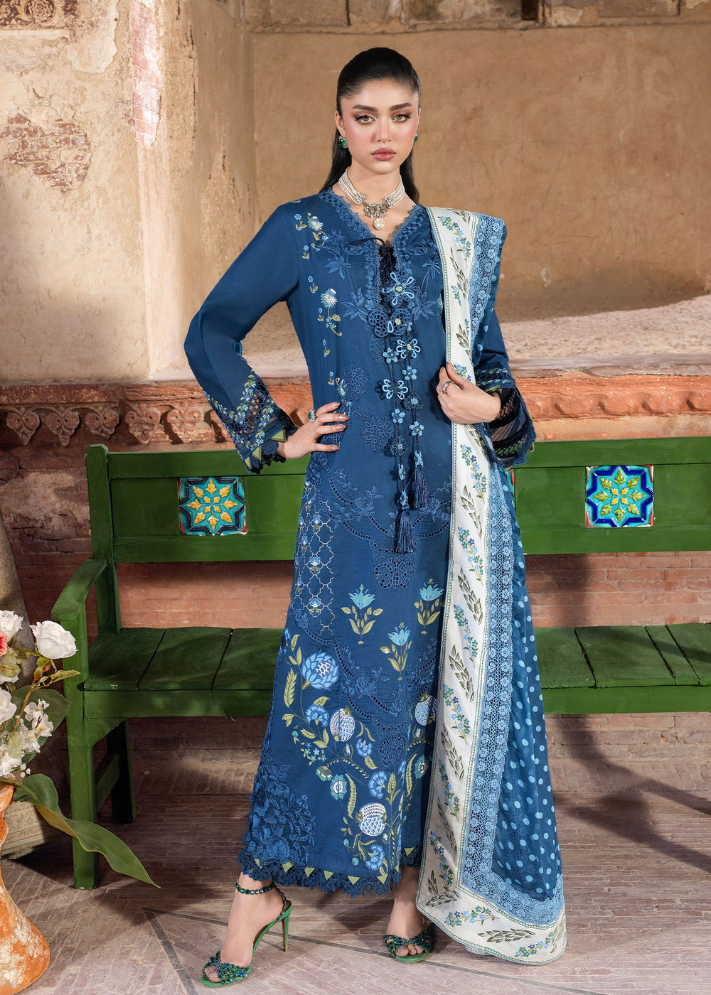 Saira Shakira | Bloom Lawn | LILY 1A, image 5