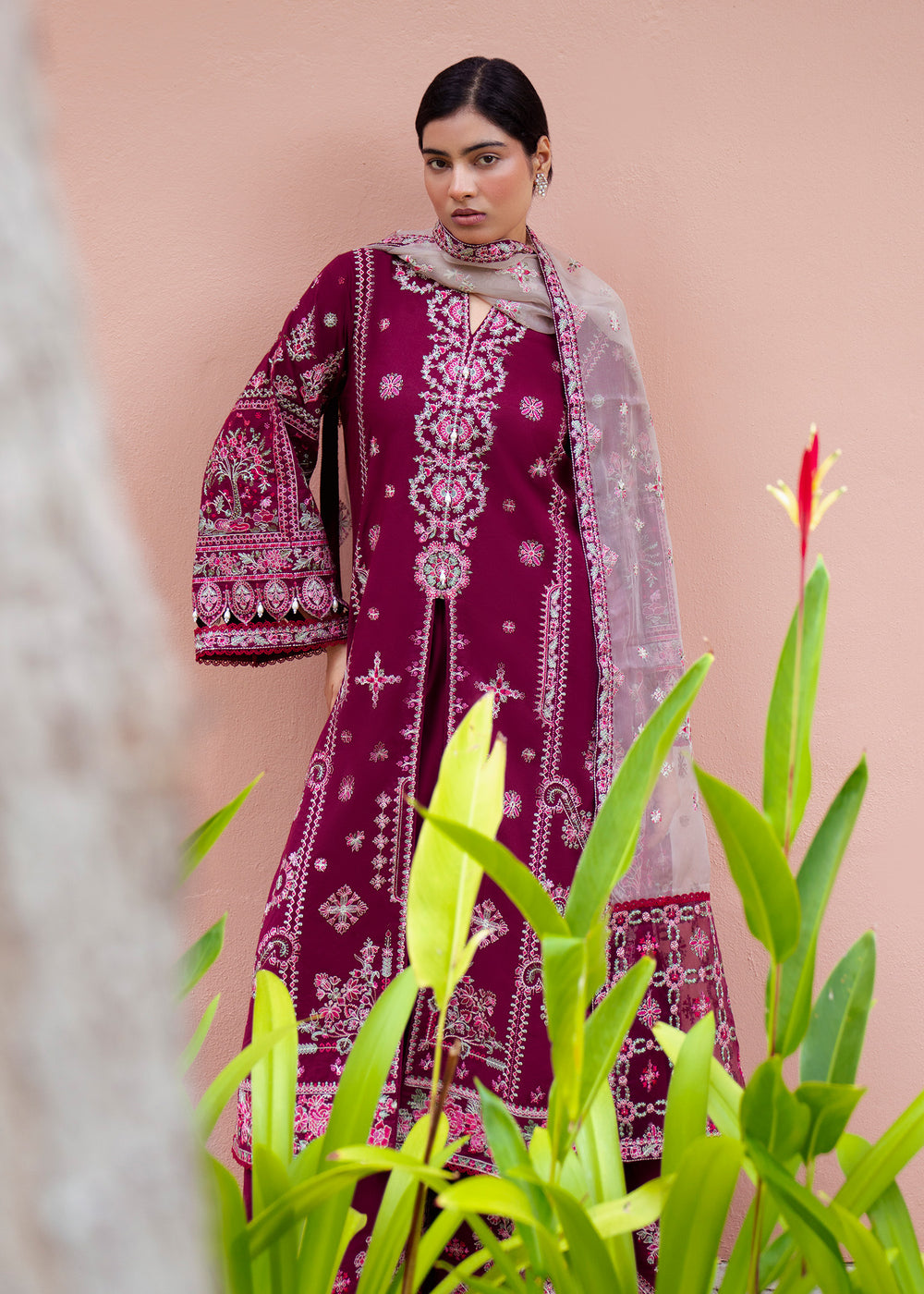 Haseens | Raha Pret | Elaya, image 8