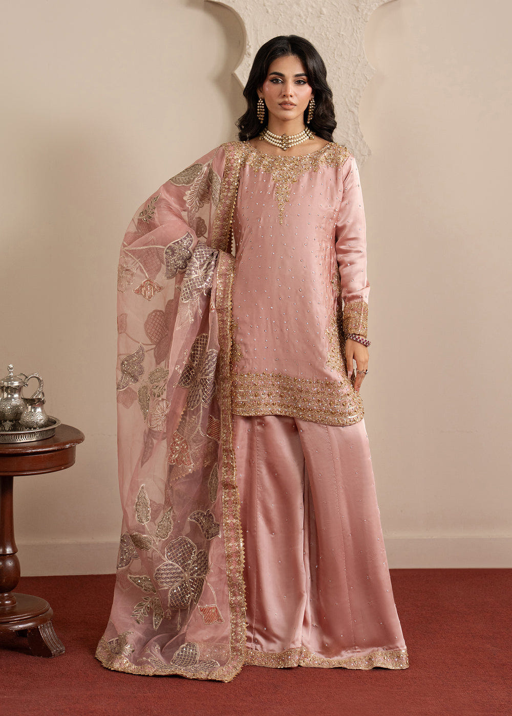 Haseens | Sakhiyan Formals | Munezza