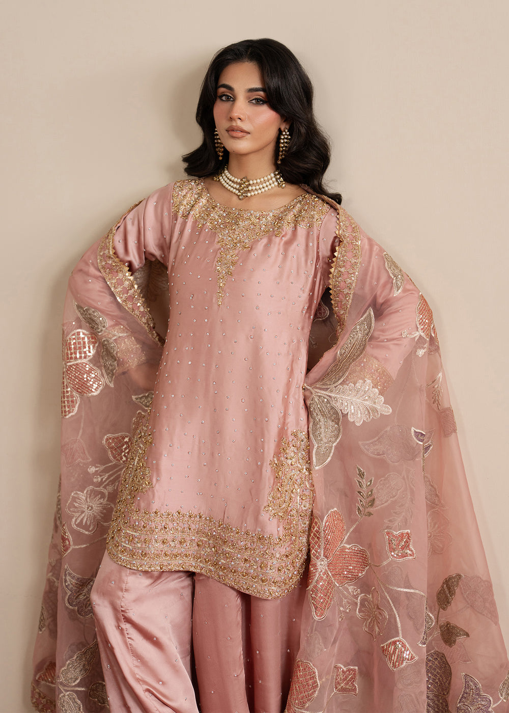 Haseens | Sakhiyan Formals | Munezza, image 3