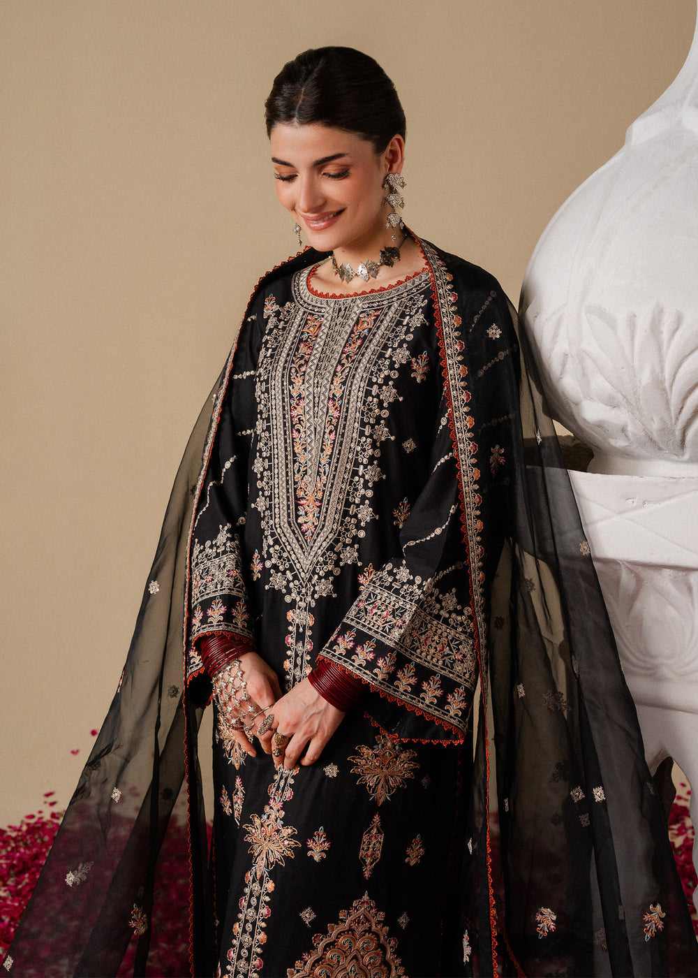 Haseens | Zahia Formal | Nagma, image 9
