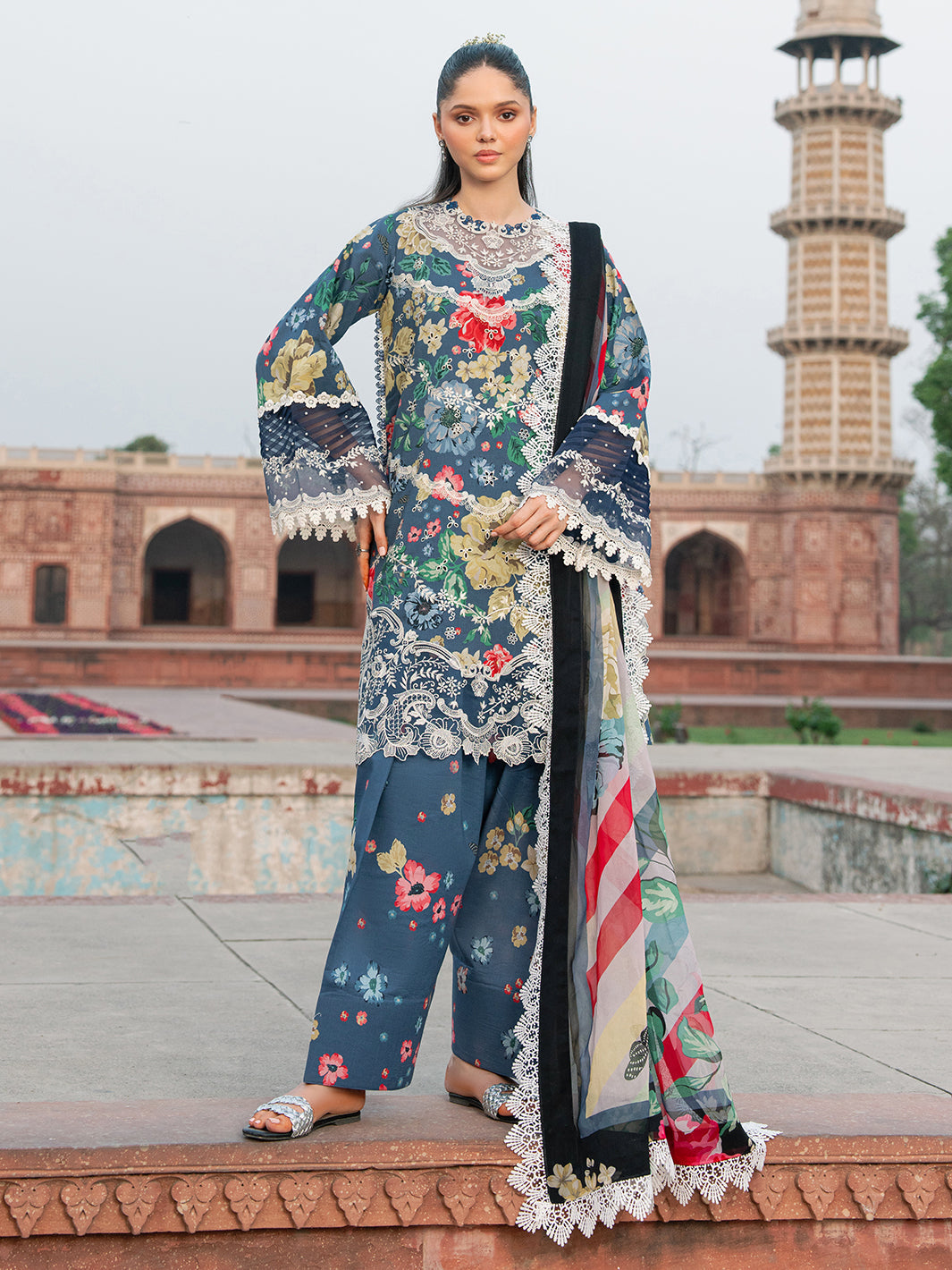 Bin Ilyas | Naqsh Naaz Luxury Lawn 25 | 2081 - B -  Bin Ilyas Ladies Clothes - Original Designer Dress - House of Maryam