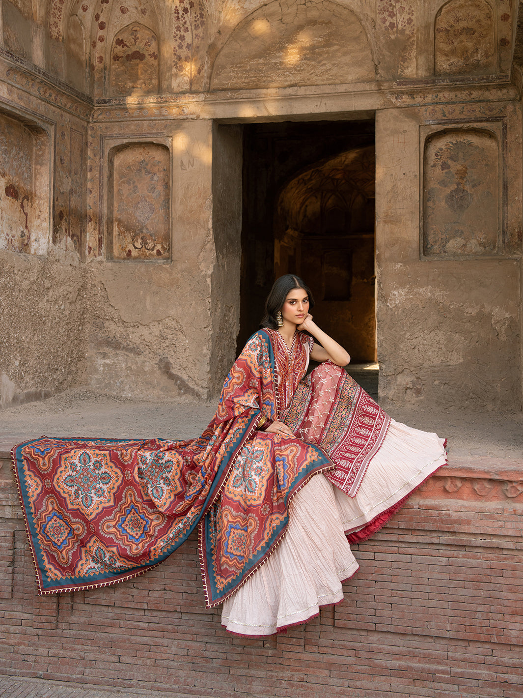 Bin Ilyas | Naqsh Naaz Luxury Lawn 25 | 2083 - A -  BIN Ladies Clothes - Original Designer Dress - House of Maryam