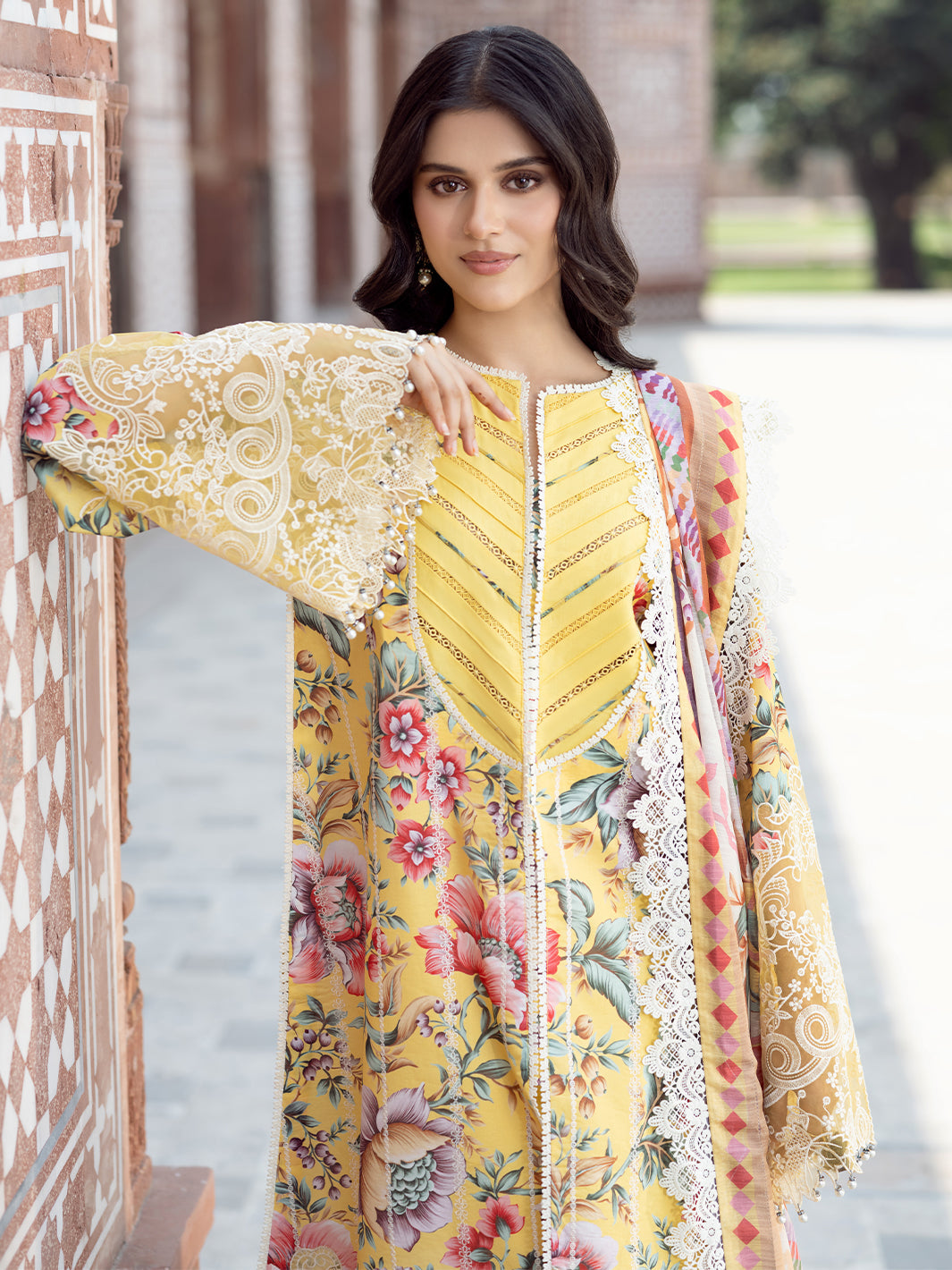 Bin Ilyas | Naqsh Naaz Luxury Lawn 25 | 2085 - A -  Bin Ilyas Ladies Clothes - Original Designer Dress - House of Maryam