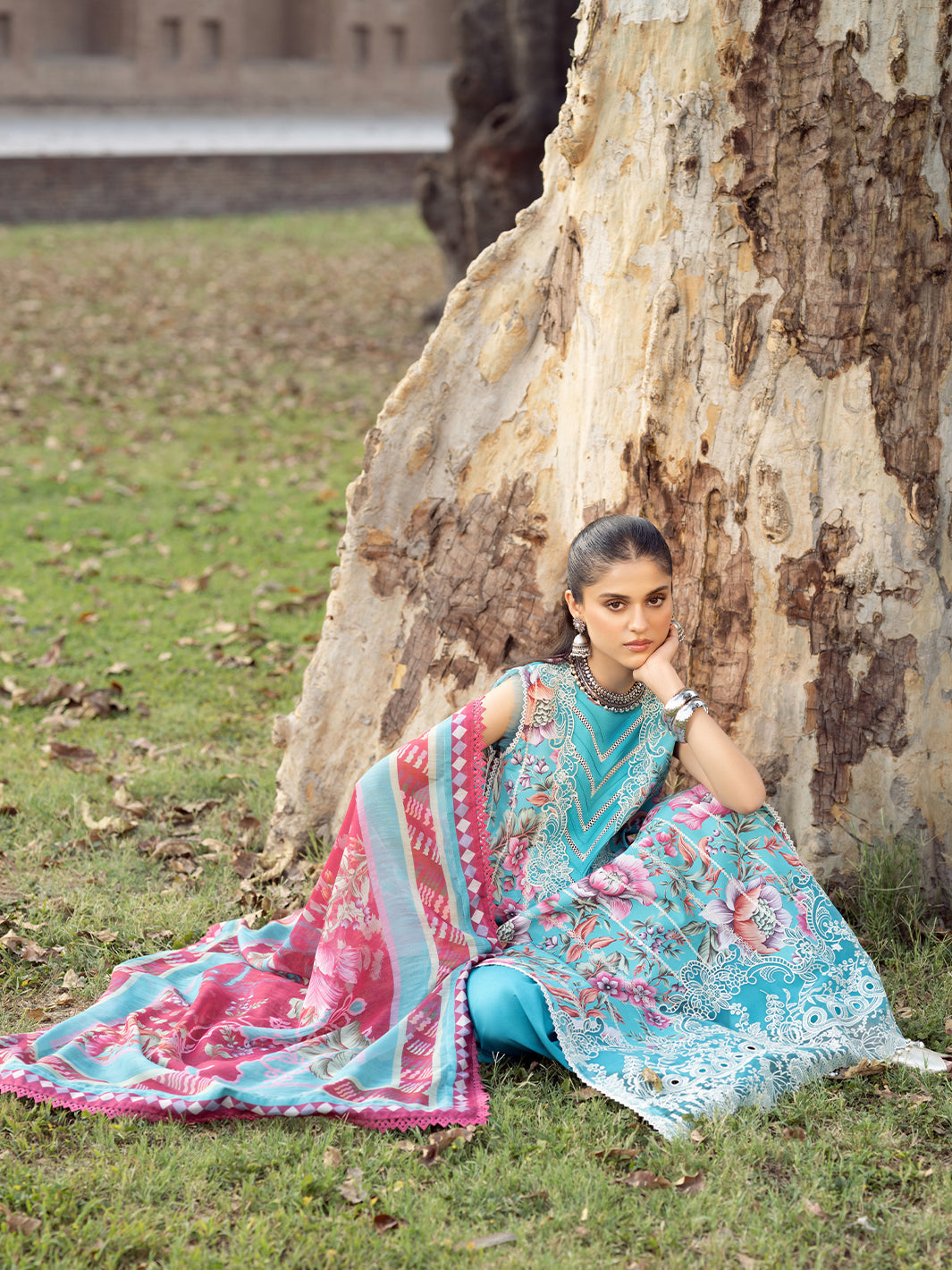 Bin Ilyas | Naqsh Naaz Luxury Lawn 25 | 2085 - B -  Bin Ilyas Ladies Clothes - Original Designer Dress - House of Maryam
