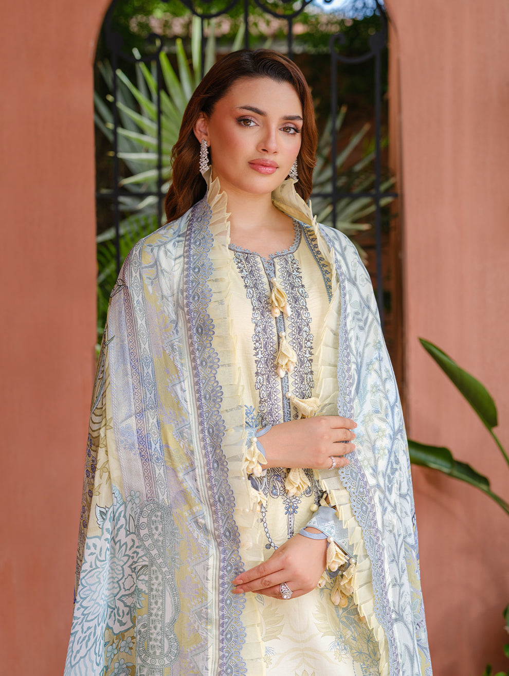 Jade | Cambric 25 | URBANE EMBROIDERED CAMBRIC 25 T, image 3