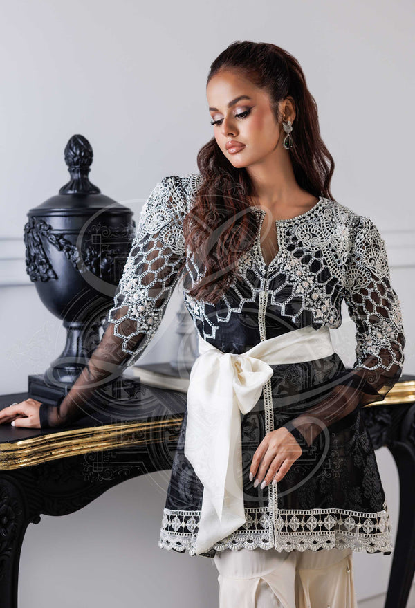 Layla Chatoor | Luxury Pret | Renee, image 3